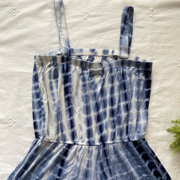Girl’s Sanrio Hello Kitty Blue Tie Dye Romper Size Large 10/12 - Picture 5 of 12